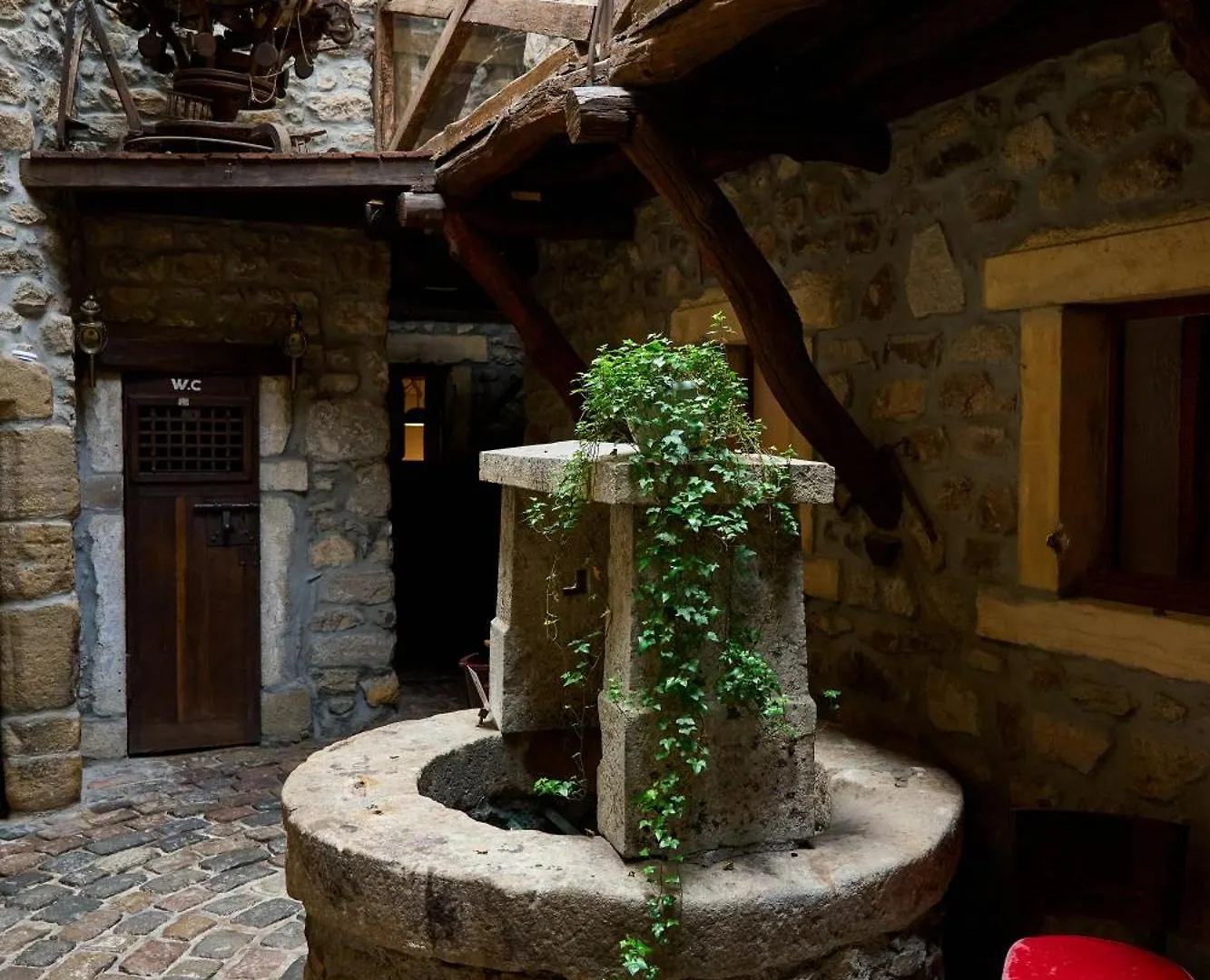 Bed & Breakfast Aux Prisons De Montagny Bed and Breakfast Montagny
