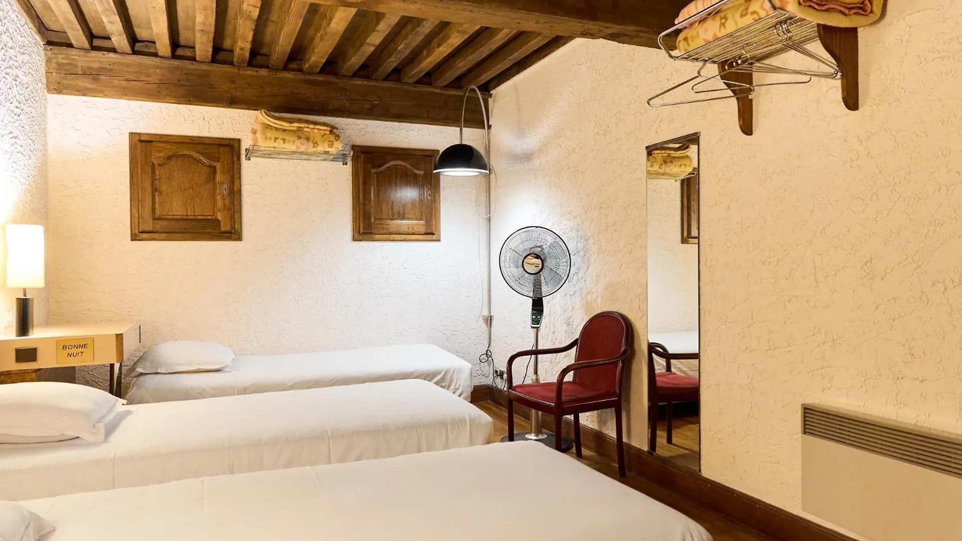 Aux Prisons De Montagny Bed & Breakfast